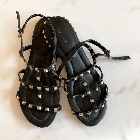 Marc Fisher Women's Dennie Heeled Sandal - Black Leather, Square Toe, 2.87" Heel, Size 9.5
